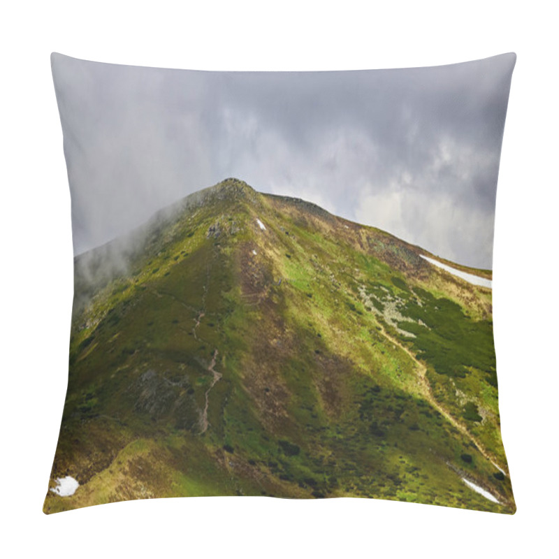 Personality  The Mountain In The Cloud And Fog Pillow Covers