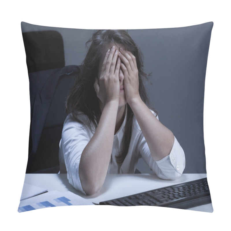 Personality  Frustrated Businesswoman Analyzing Chart  Pillow Covers