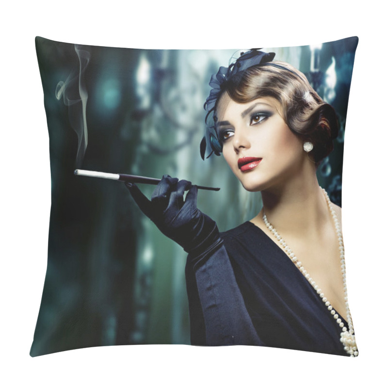 Personality  Retro Woman Portrait Pillow Covers