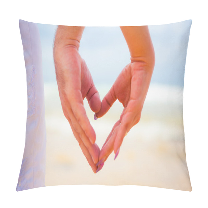 Personality  Hands In The Shape Of A Heart On The Background Of The Sea Pillow Covers