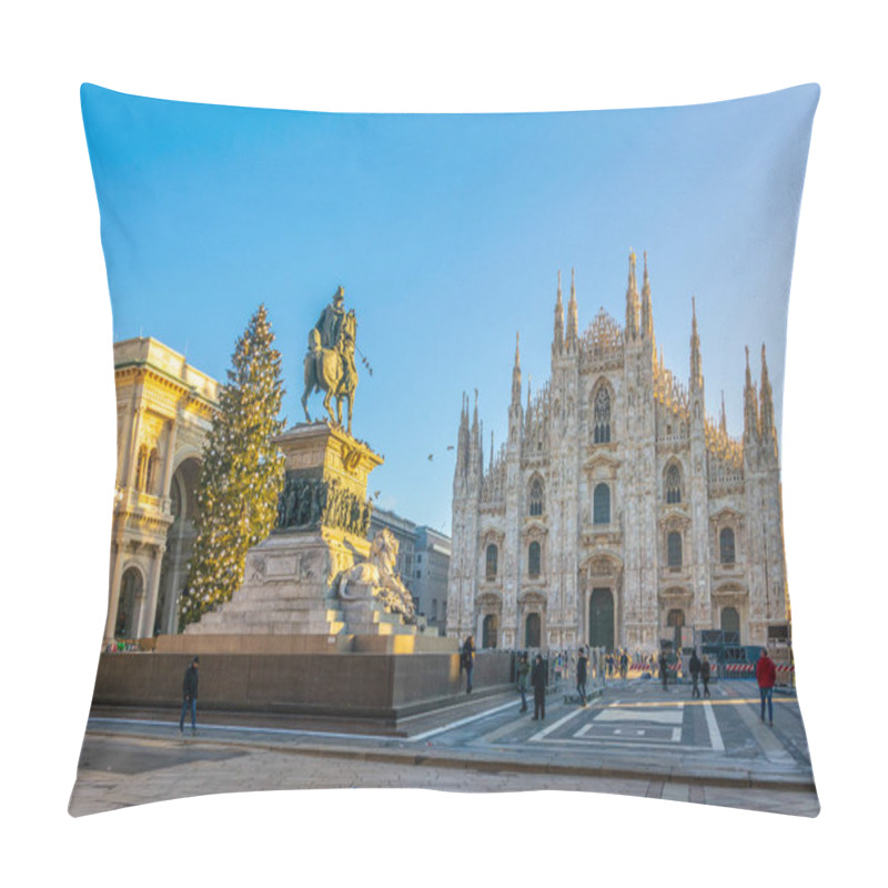 Personality  MILANO, ITALY, JANUARY 2, 2018: Crowds Are Passing Christmas Tree On Piazza Del Duomo In Milano, Italy Pillow Covers