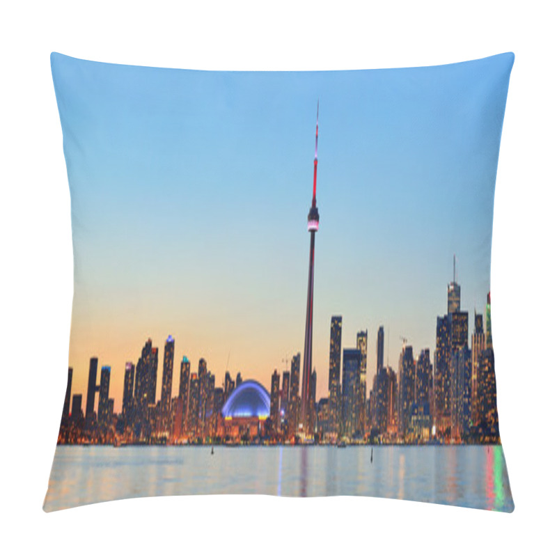 Personality  Toronto Skyline Panorama Pillow Covers