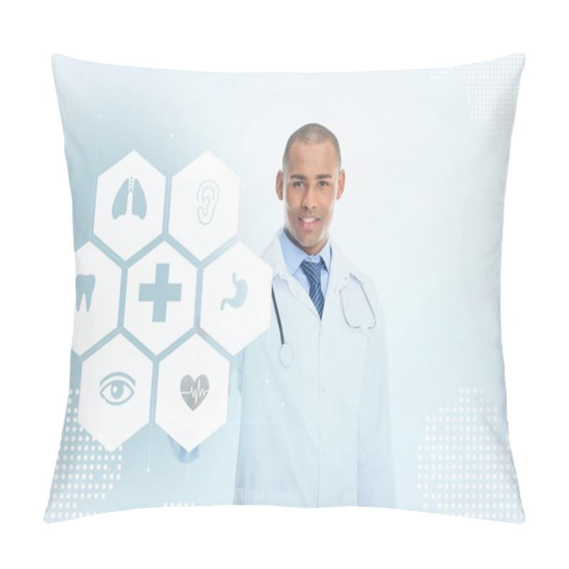 Personality  Pointing African American Doctor Pillow Covers