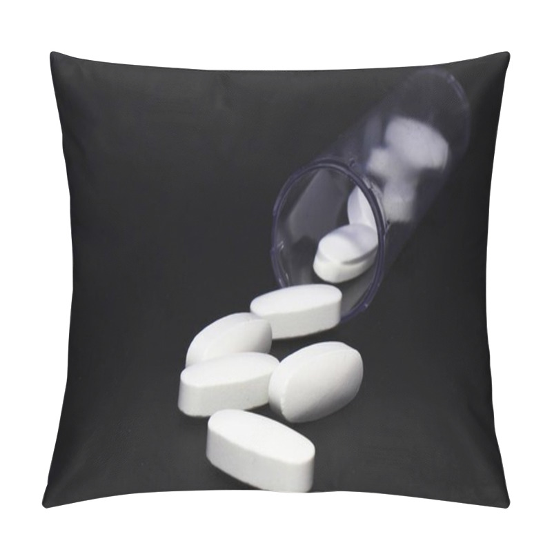 Personality  Large White Oval-shaped Pills Are Spilled From A Transparent Plastic Container Onto A Solid Black Background. The Composition Is Minimalistic, Emphasizing The Shape And Color Of The Objects. Pillow Covers