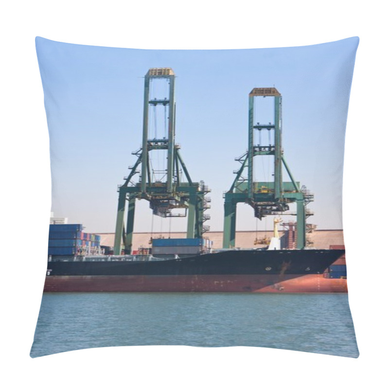 Personality  Port Crane, Santos-Brazil Pillow Covers