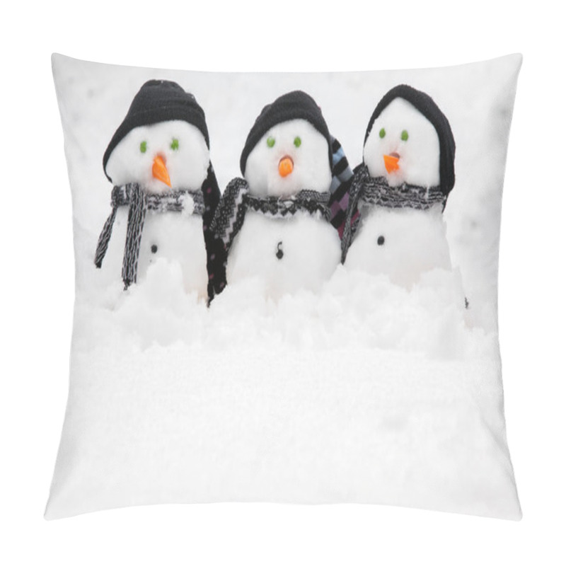 Personality  Three Cute Snowmen With Copy Space Pillow Covers