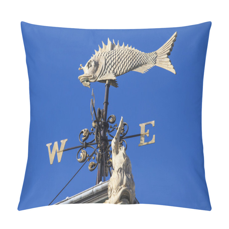 Personality  Fish Weather Vane At Old Billingsgate Market In London Pillow Covers