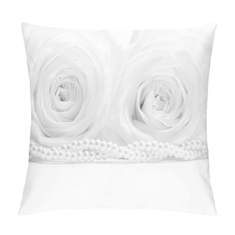 Personality  White Roses With Pearls As Wedding Background. Soft Focus. In Bl Pillow Covers