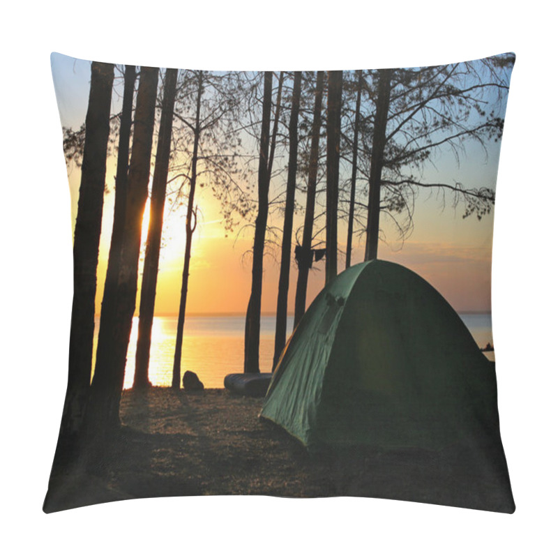 Personality  Tent In The Forest Pillow Covers