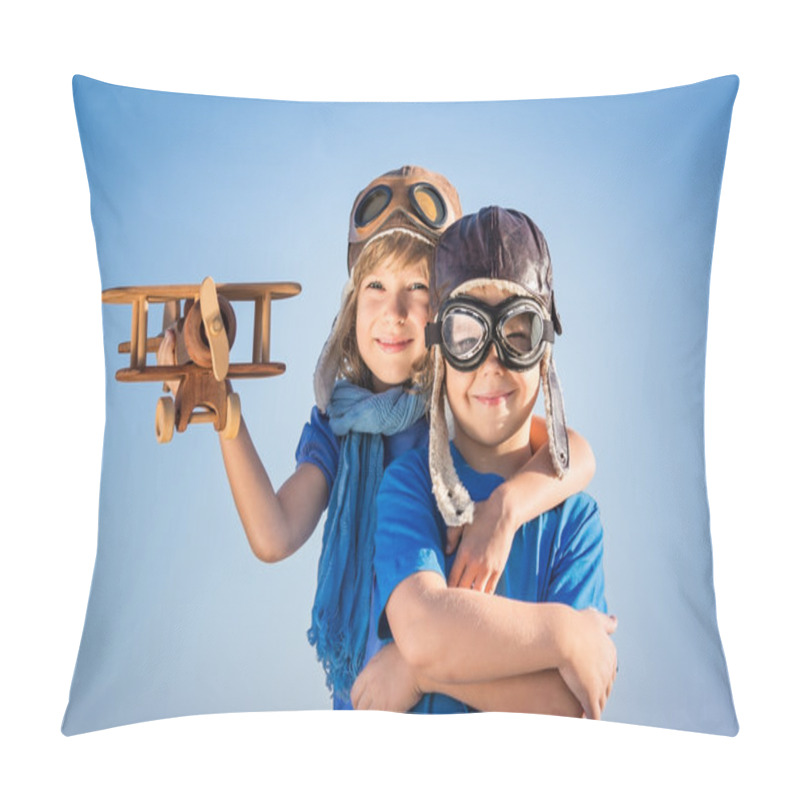 Personality  Children Playing With Toy Airplane Pillow Covers