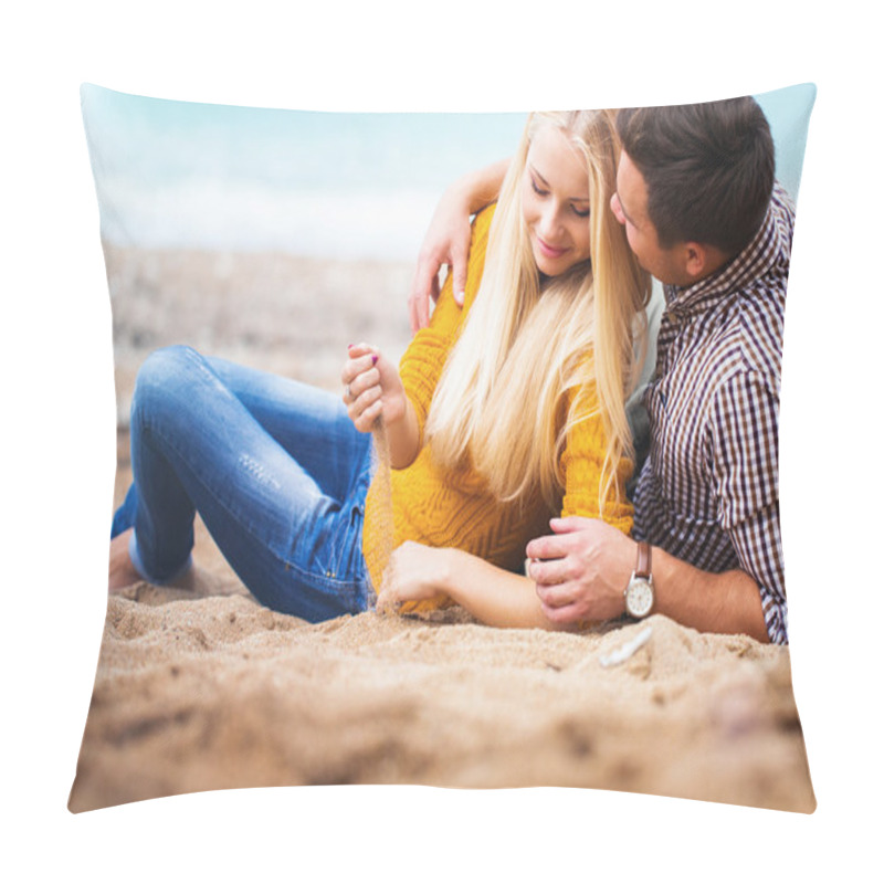 Personality  Couple On The Autumn Beach Pillow Covers