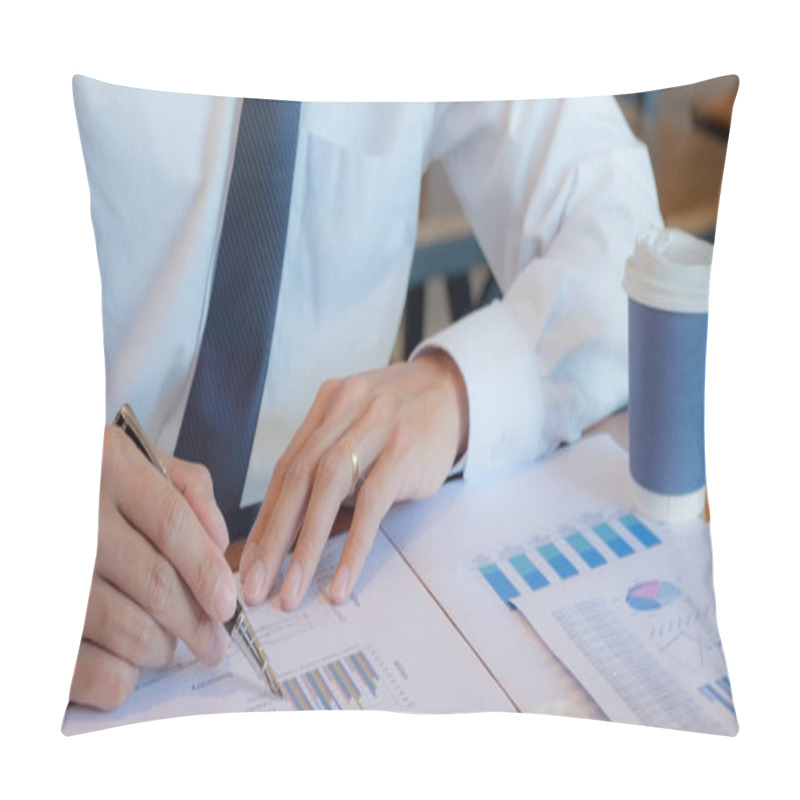 Personality  Businessmen, Financial Accountants, Business Planners, Business  Pillow Covers