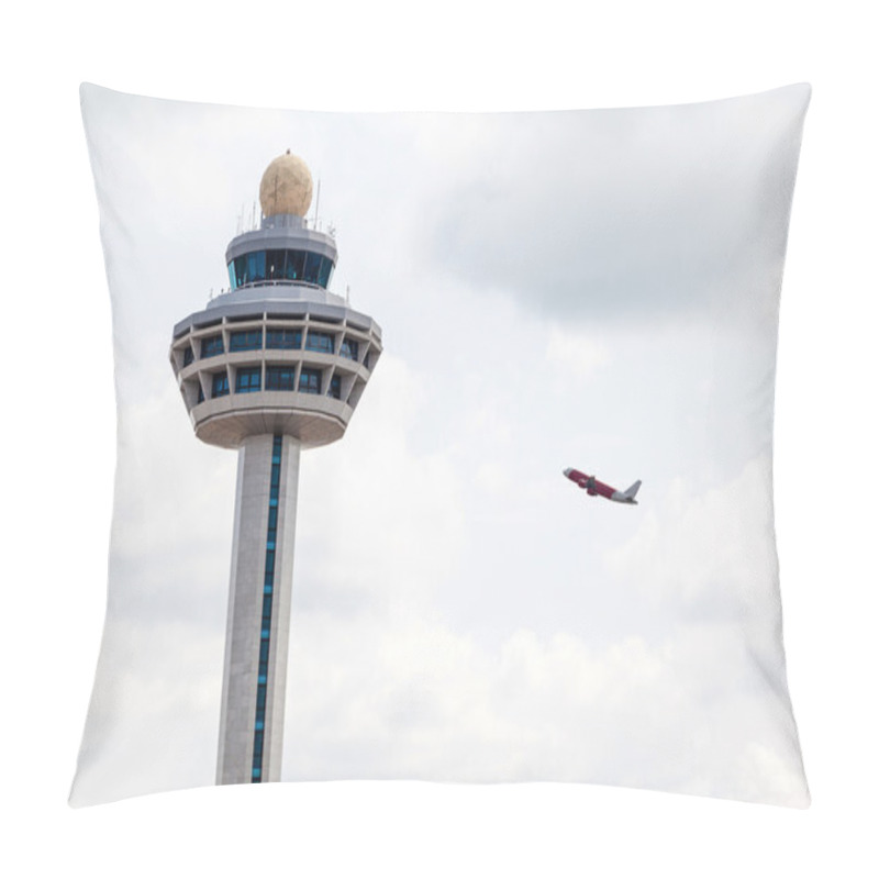 Personality  Singapore Changi Airport Traffic Controller Tower With Plane Takeoff Pillow Covers