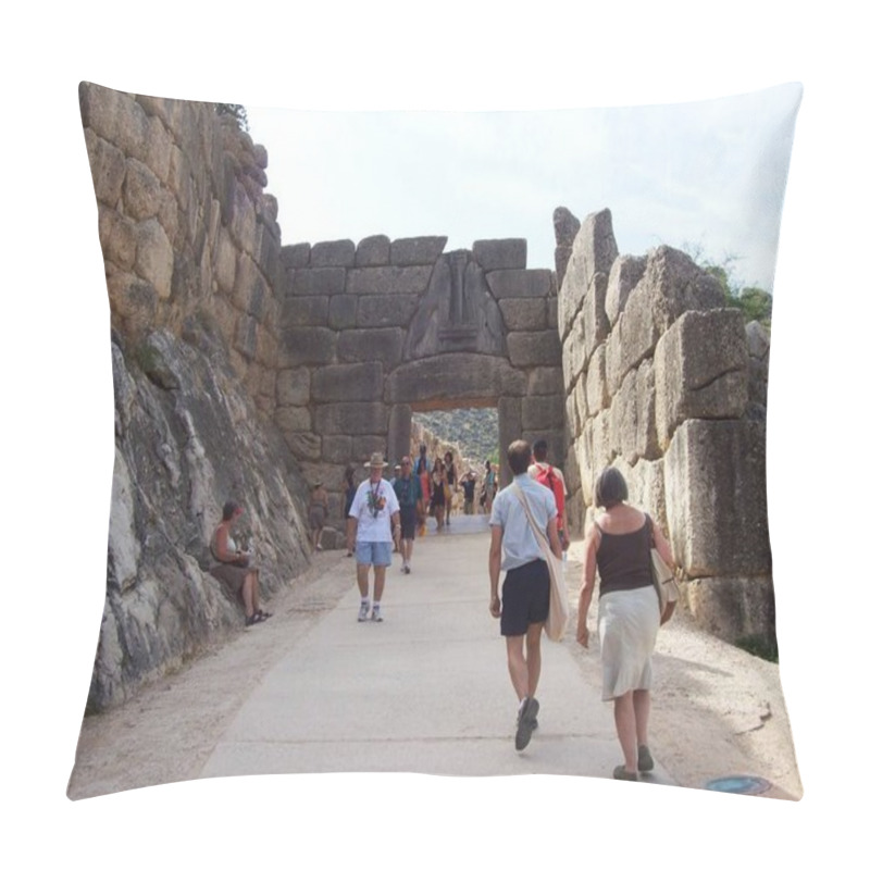 Personality  Mycenae ,Greece-August 5 ,2015.Tourists In Front Of The Lion Gate At The Acropolis Of The Fortress. Pillow Covers