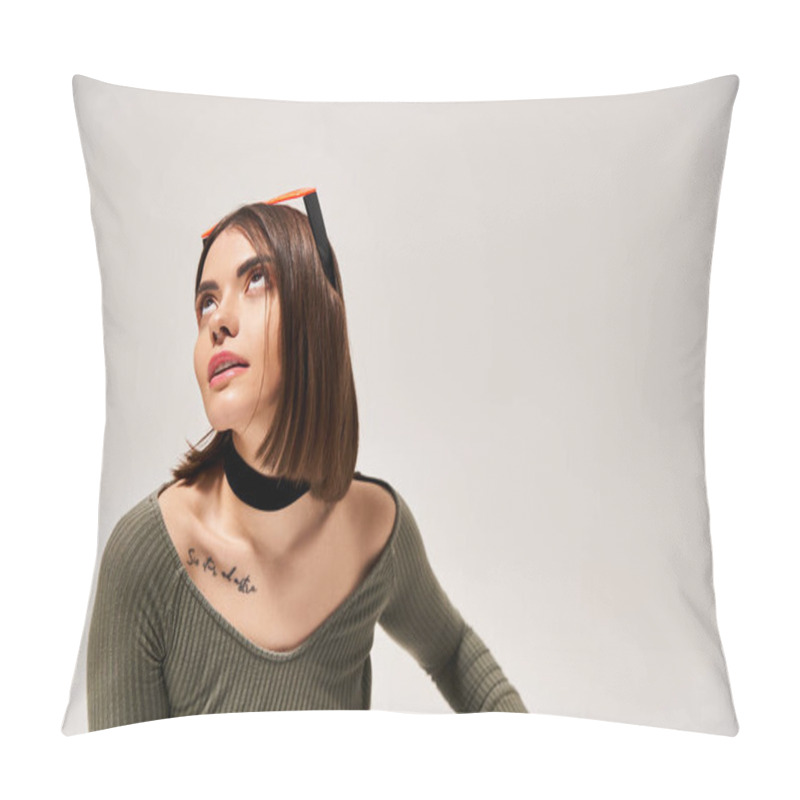 Personality  A Brunette Woman Exudes Style In A Green Shirt With A Black Tie Around Her Neck, In A Studio Setting. Pillow Covers