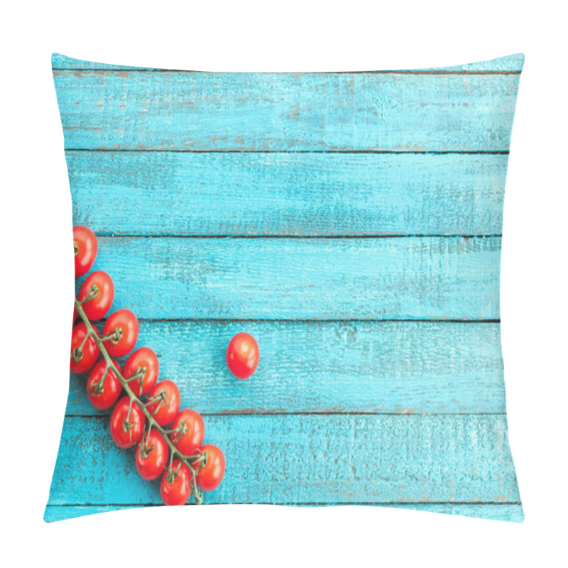 Personality  Fresh Cherry-tomatoes On Table Pillow Covers