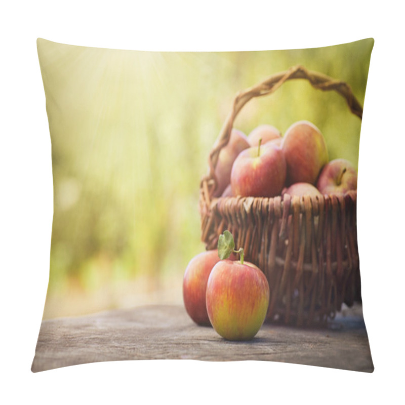 Personality  Freshly Harvested Apples Pillow Covers