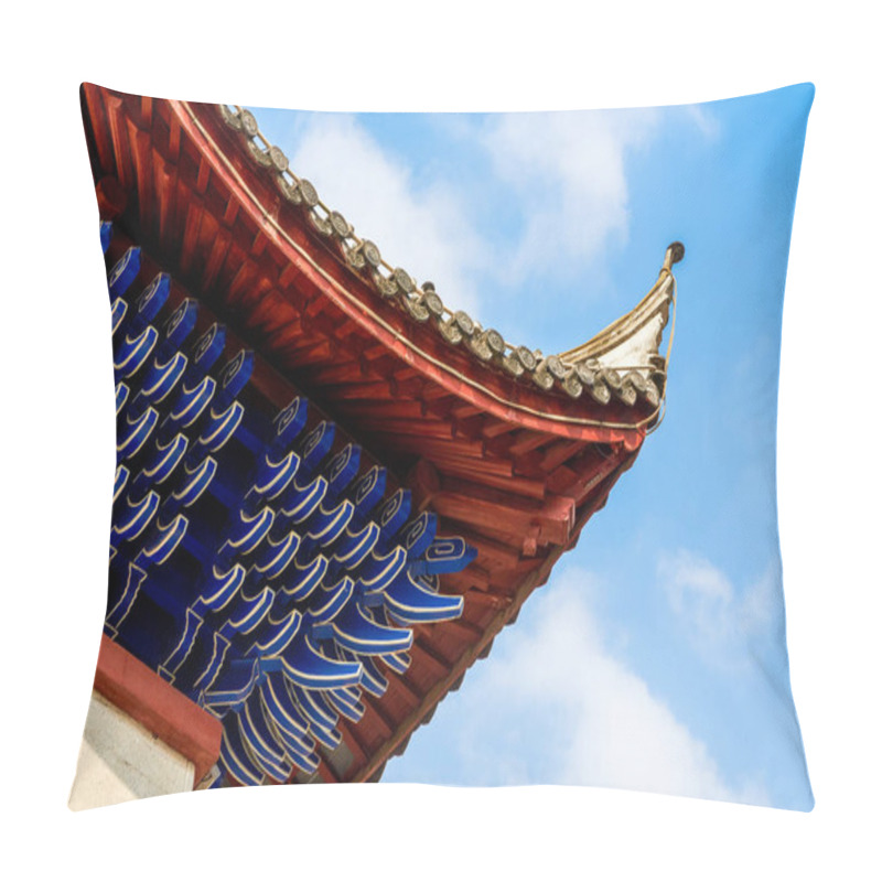 Personality  Chinese Classical Retro Building, A Close-up Of A Corner Of The Turret Pillow Covers