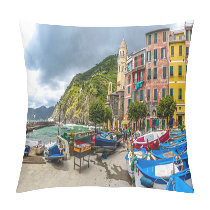 Personality  Vernazza, Cinque Terre, Liguria, Italy Pillow Covers