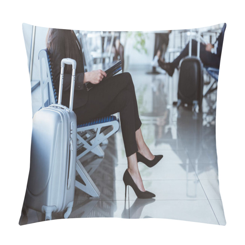 Personality  Businesswoman With Black Folder Sitting At Departure Lounge In Airport Pillow Covers