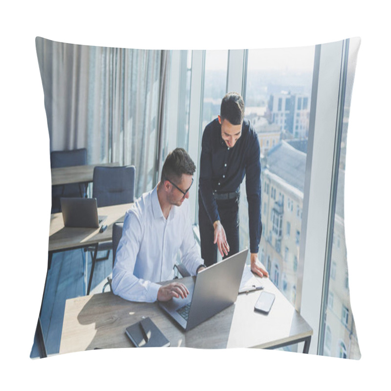 Personality  Two Business Men Are Creating A Project While Looking At The Laptop Screen During A Meeting In A Modern Boardroom. Work Process In A Modern Office Pillow Covers