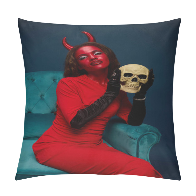 Personality  A Beautiful Woman Dressed As A Devil Showcases Her Spooky Costume While Holding A Skull. Pillow Covers