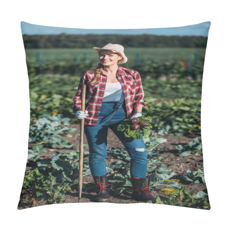 Personality  Farmer Harvesting Beets Pillow Covers