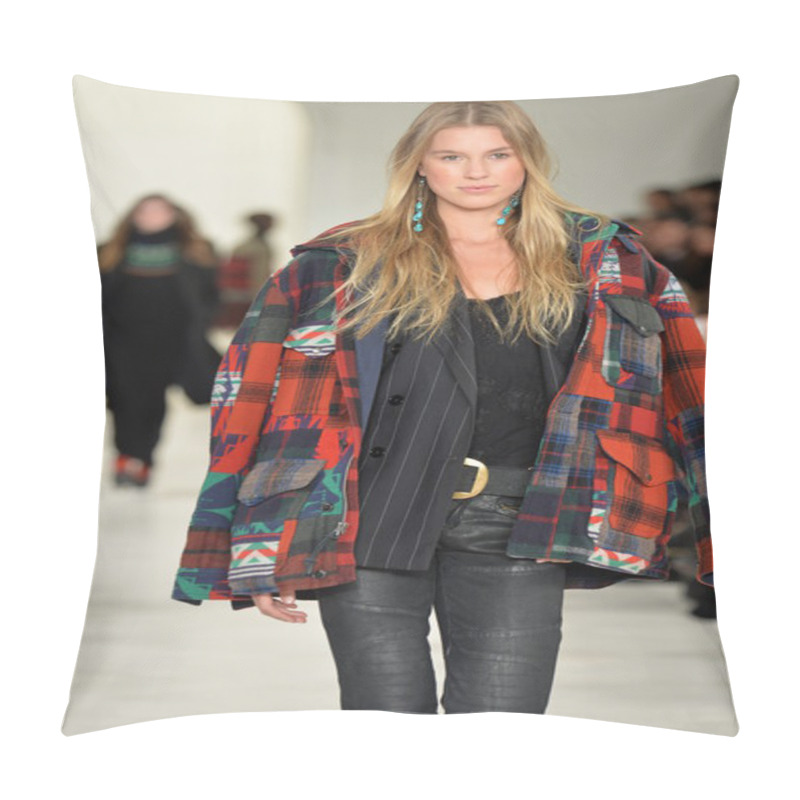 Personality  Model At Ralph Lauren Fashion Show Pillow Covers