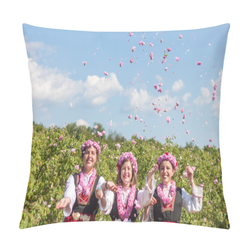 Personality  Girls Posing During The Rose Picking Festival In Bulgaria Pillow Covers