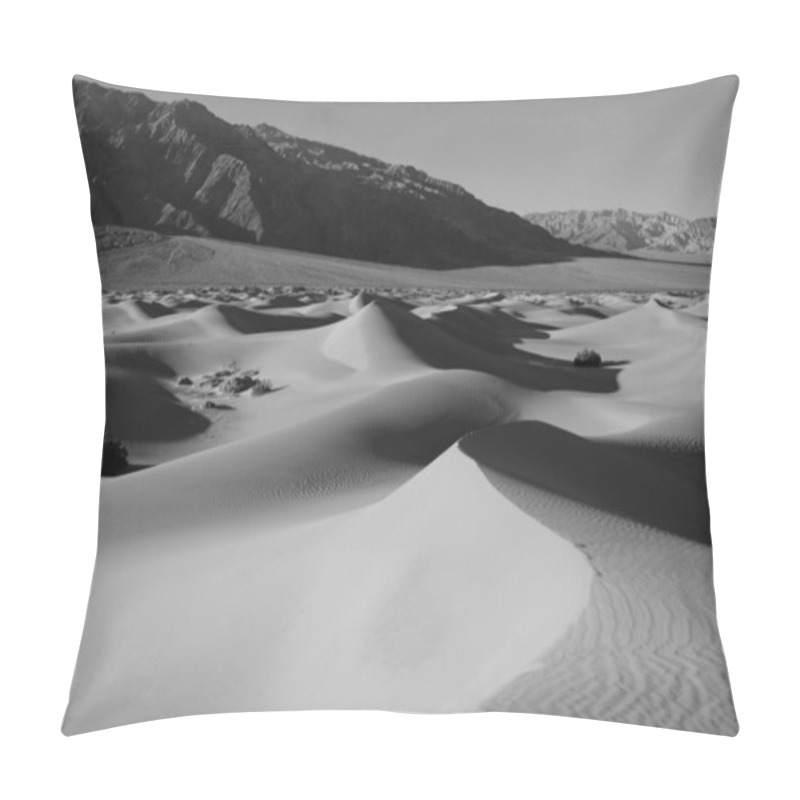 Personality  Desert Landscape With Sand Dunes And Mountains Pillow Covers