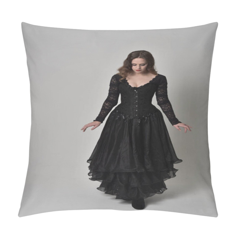 Personality  Full Length Portrait Of Brunette Girl Wearing Long Black Lace Gown Wit Corset. Standing Pose, Isolated On Grey Studio Background. Pillow Covers