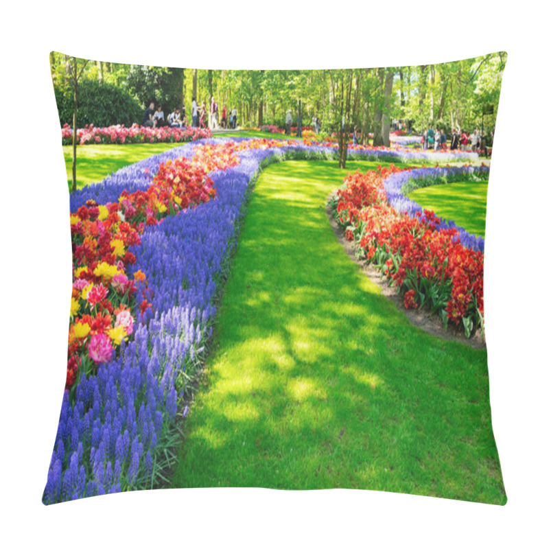 Personality  Fresh Lawn With Flowers Pillow Covers