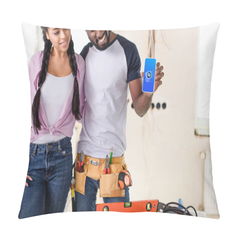 Personality  Couple Holding Smartphone With Shazam On Screen During Renovation Pillow Covers