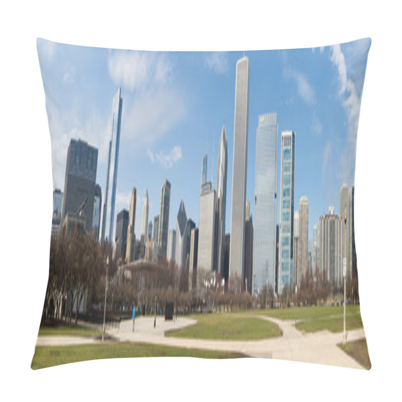 Personality  Chicago Skyline Panorama With Skyscrapers Over Lake Michigan Wit Pillow Covers