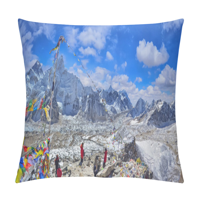 Personality  View Of Mount Everest And Nuptse  With Buddhist Prayer Flags From Kala Patthar Pillow Covers