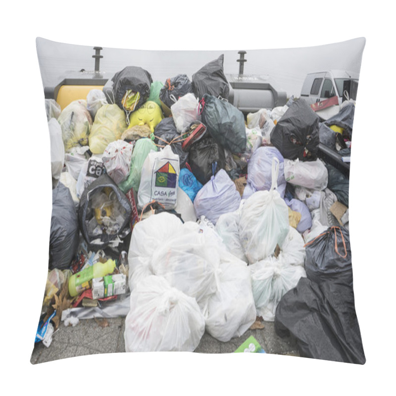 Personality  Strike By Municipal Waste Collection Pillow Covers