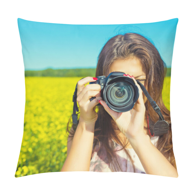 Personality  Portrait Of A Young Woman With A Camera Outdoors Pillow Covers