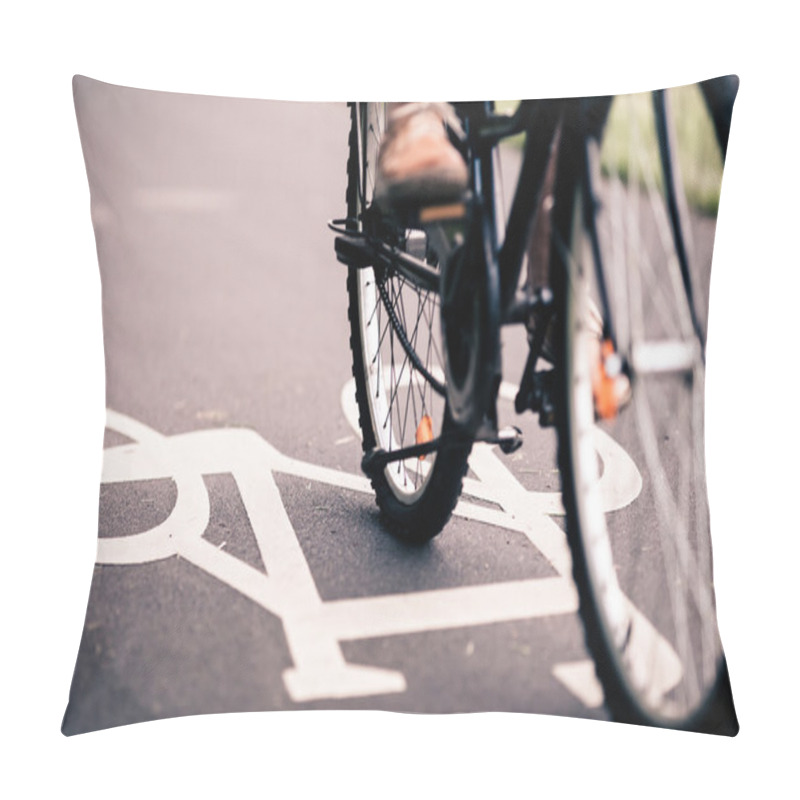 Personality  City Bicycle Riding On Bike Path Pillow Covers