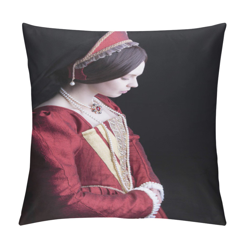 Personality  Dark-haired Tudor Woman In A Red Dress Pillow Covers