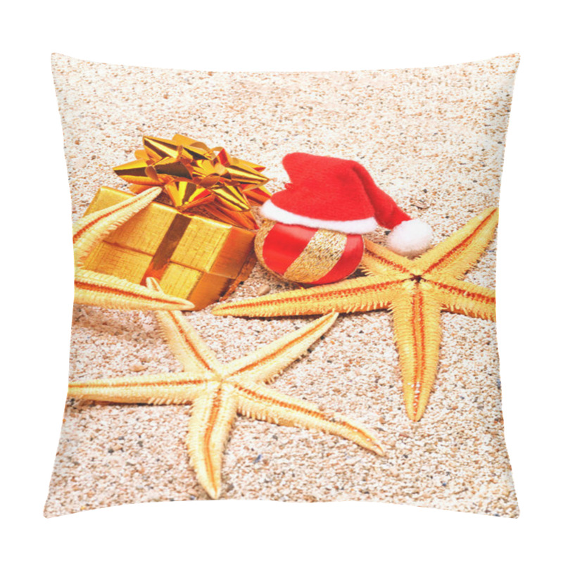 Personality  Christmas Bauble, Starfishes And A Gift Box On  Sand Pillow Covers