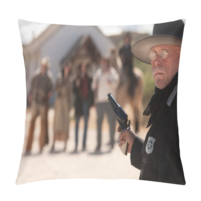 Personality  Outgunned Sheriff At Showdown Pillow Covers