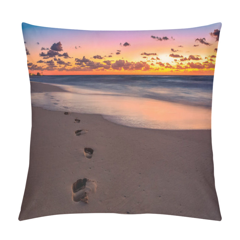 Personality  Cancun Sunset With Beach And Foot Prints Pillow Covers