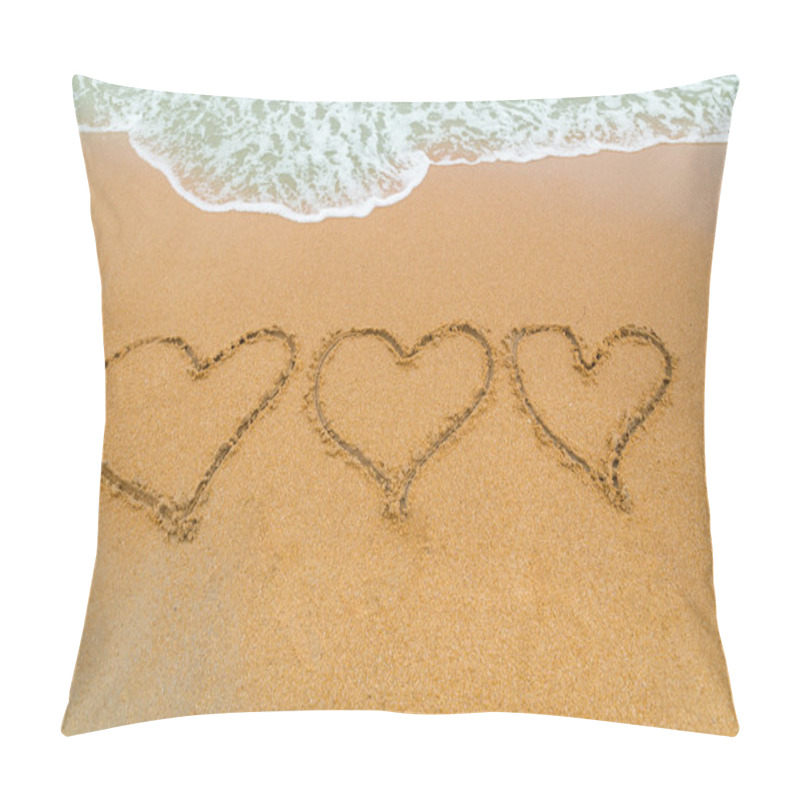 Personality  Three Hearts Drawn On Sandy Beach With Wave Approaching Pillow Covers