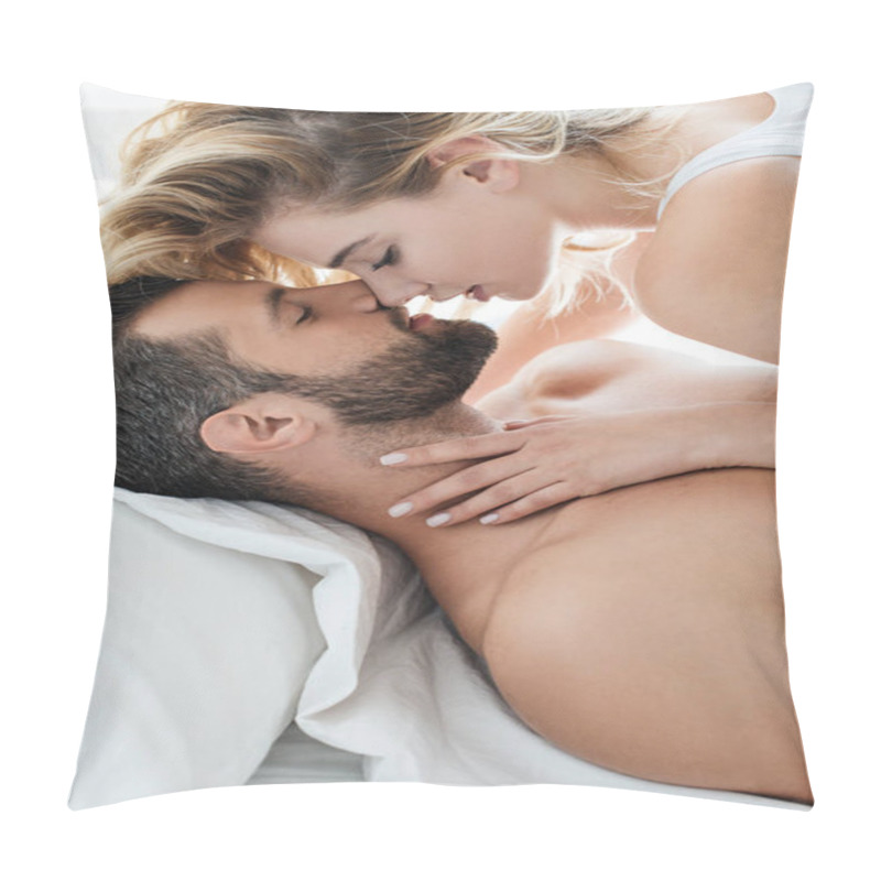 Personality  Side View Of Sexy Young Couple Able To Kiss In Bed  Pillow Covers