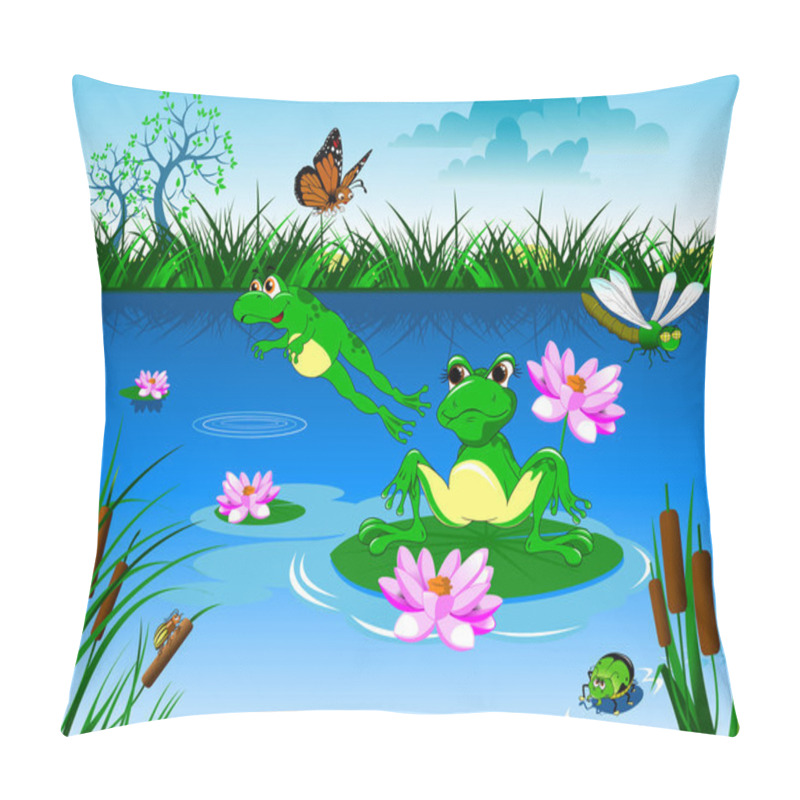 Personality  Green Frogs In Pond Pillow Covers