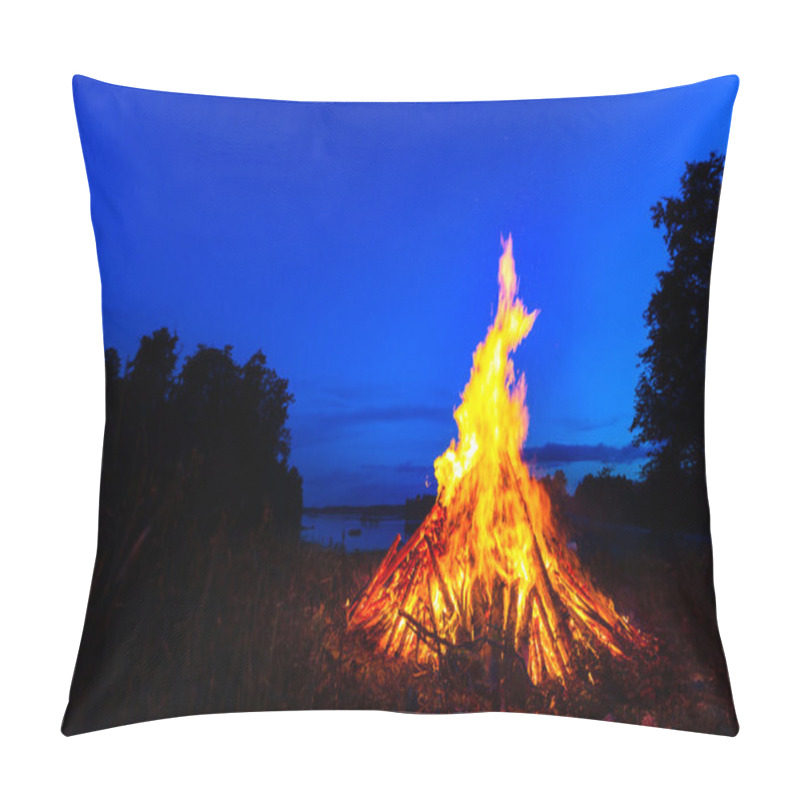 Personality  Big Bonfire Against Night Sky Pillow Covers