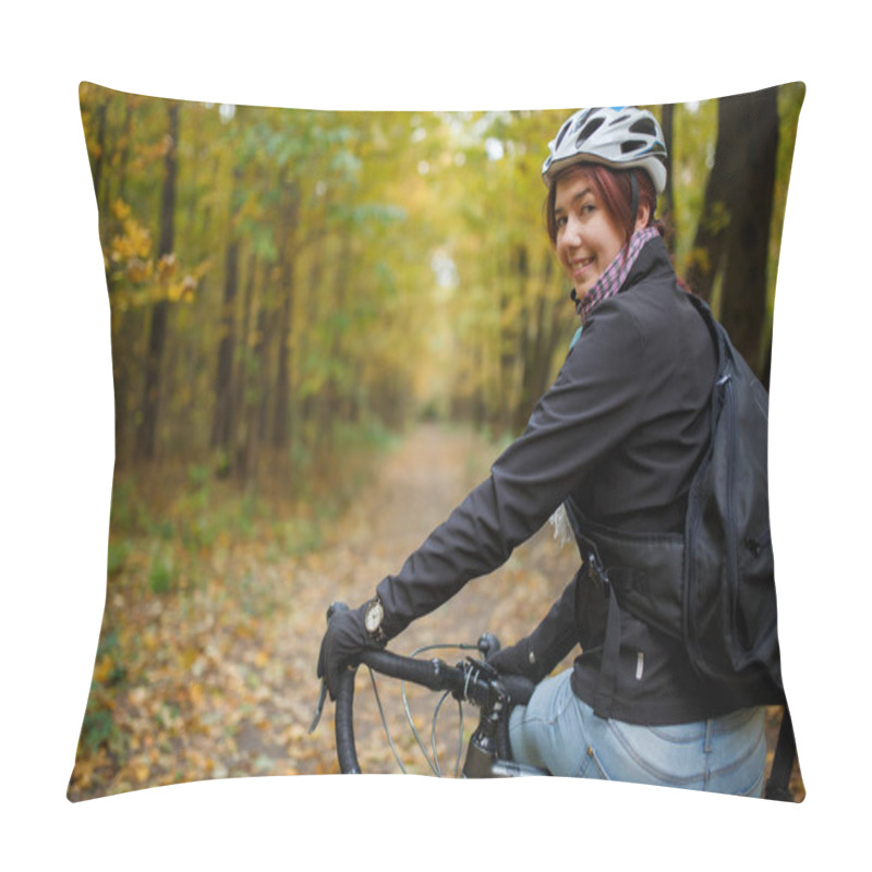 Personality  Photo Of Smiling Brunette In Helmet Riding Bicycle In Autumn Park Pillow Covers