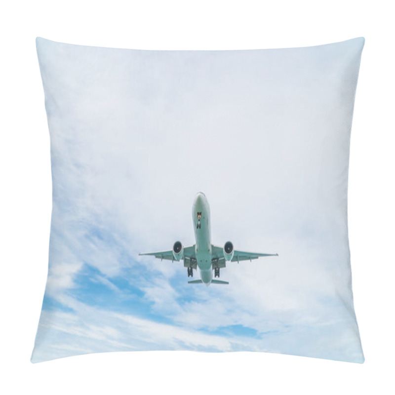 Personality  Plane Before Landing At The Airport Pillow Covers