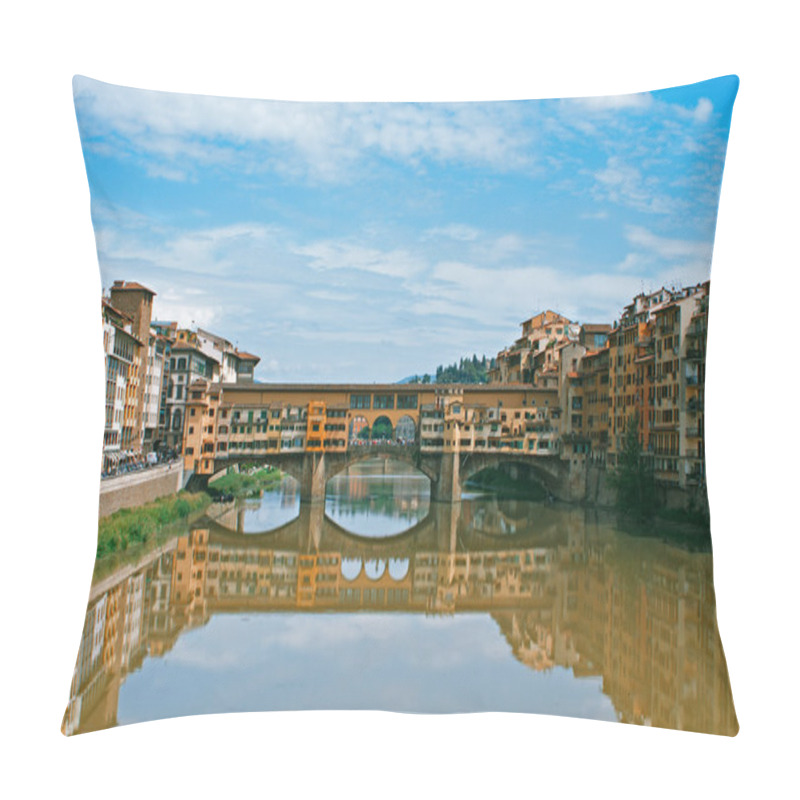 Personality  Medieval Bridge Over The Arno River, In Florence Pillow Covers