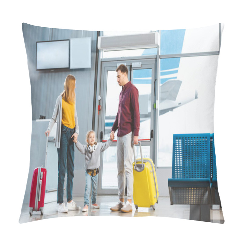 Personality  Wife And Husband Holding Hands With Daughter And Standing Neat Suitcases In Airport Pillow Covers